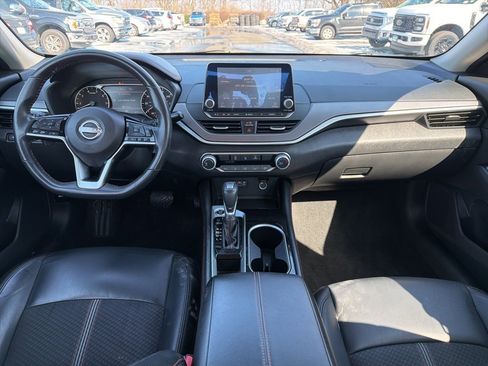 Used 2024 Nissan Altima 2.5 SR image 5