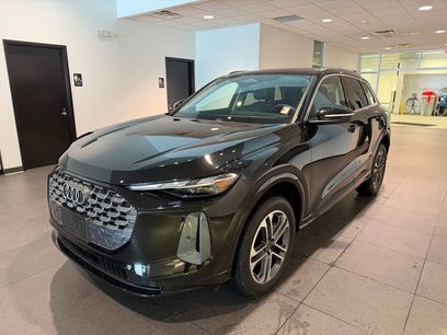 Used 2025 Audi Q5 Premium w/ Convenience Package