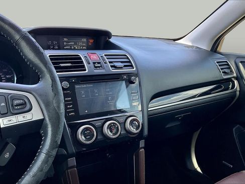 Used 2018 Subaru Forester 2.5i Touring w/ Popular Package #3B AWD/4WD image 7