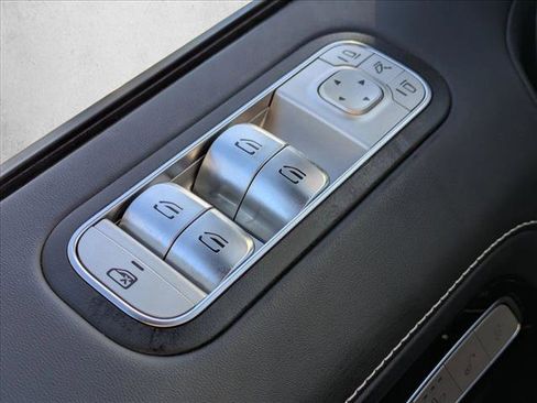 Used 2024 Mercedes-Benz G 63 AMG 4MATIC image 8