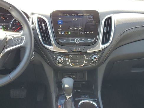 Certified 2024 Chevrolet Equinox Premier image 24