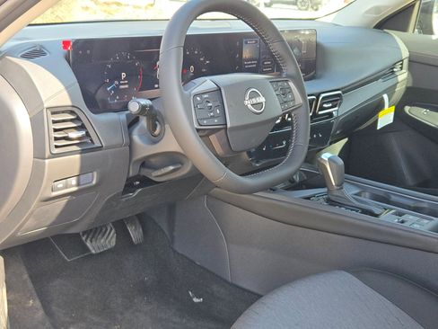 New 2026 Nissan Sentra SV FWD image 10