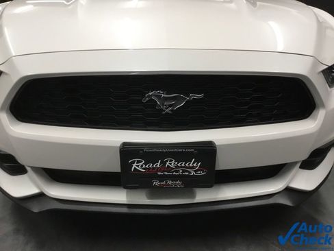 Used 2017 Ford Mustang Convertible image 27