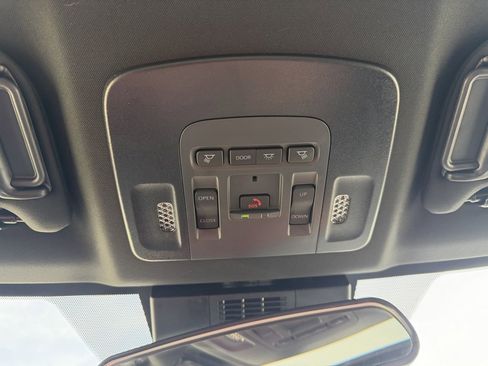 Certified 2025 Toyota Camry SE image 23