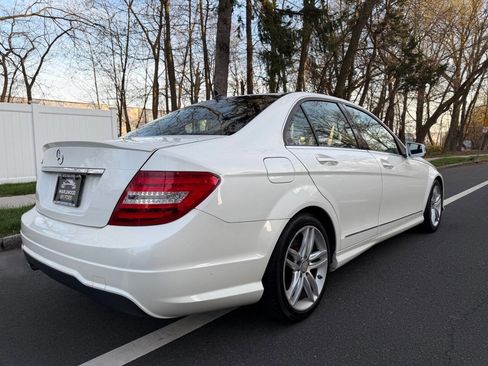 Used 2014 Mercedes-Benz C 250 Sedan w/ Multimedia Package image 4