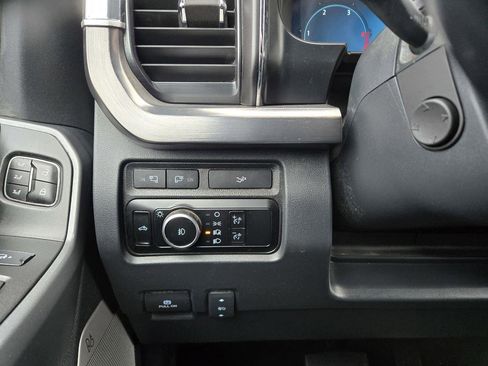 Used 2023 Ford F350 Lariat w/ Chrome Package image 22