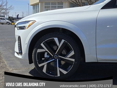 Used 2026 Volvo XC60 B5 Ultra w/ Protection Package Premier AWD/4WD image 6