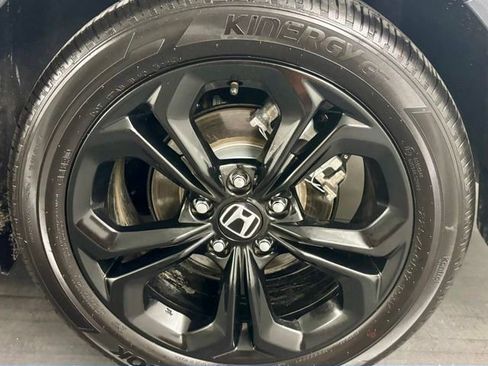 Certified 2025 Honda Accord SE image 9