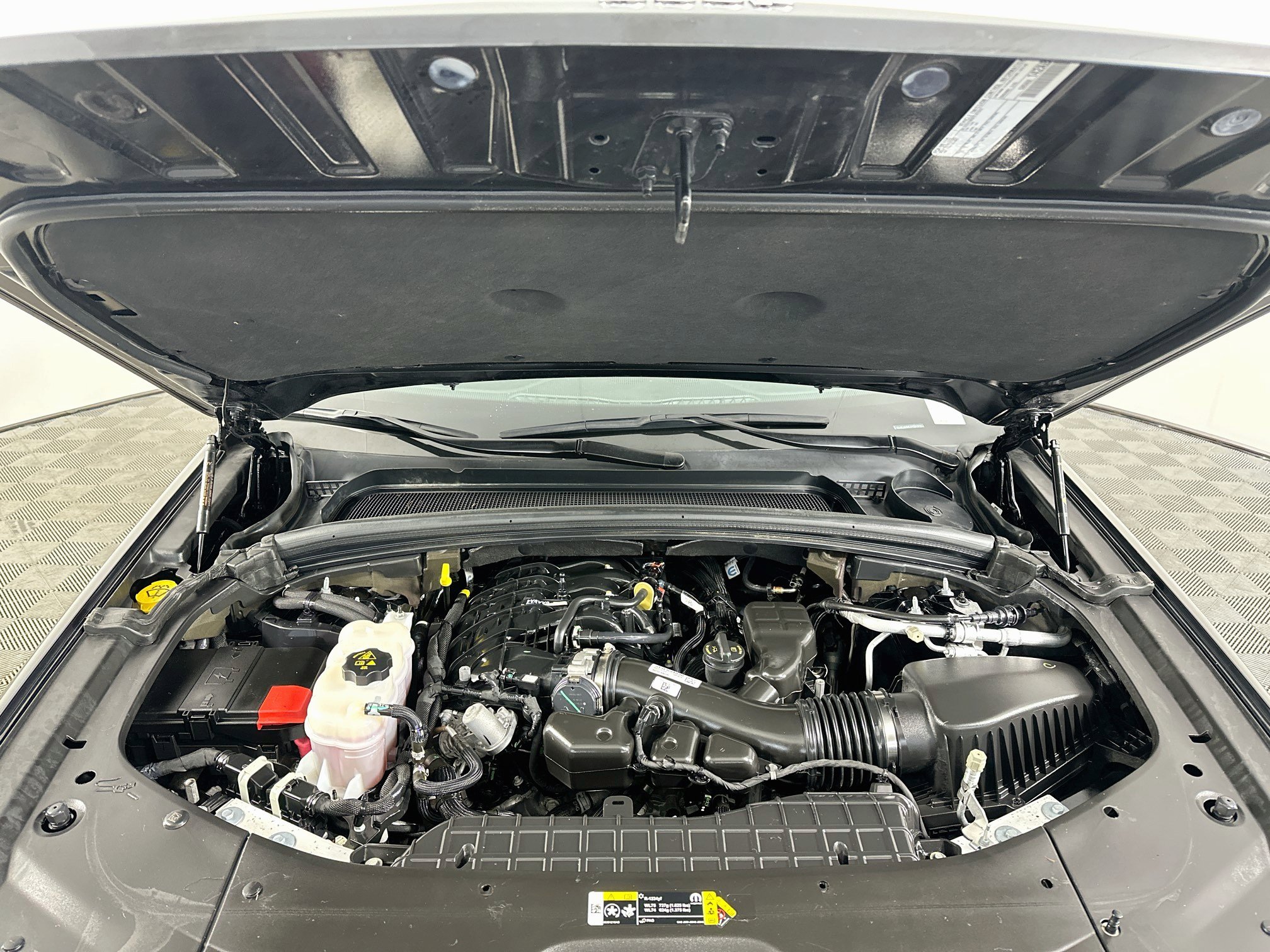 Used 2023 Jeep Grand Cherokee Limited RWD image 35