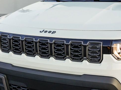New 2026 Jeep Cherokee Limited image 5