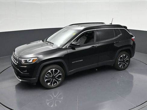 Used 2023 Jeep Compass Limited AWD/4WD image 27