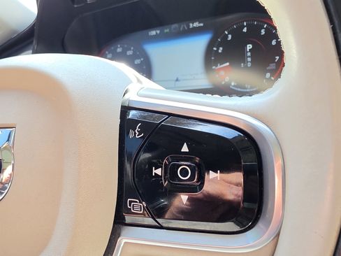 Used 2016 Volvo XC90 T6 Inscription AWD/4WD image 44