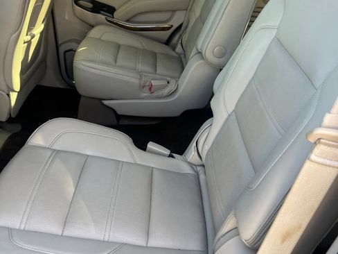 Used 2016 GMC Yukon Denali w/ Open Road Package AWD/4WD image 9