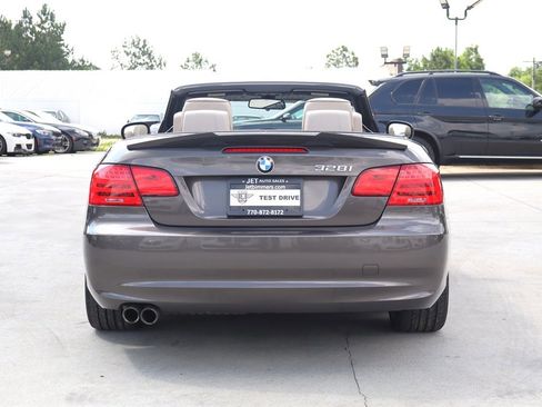 Used 2011 BMW 328i Convertible RWD image 10