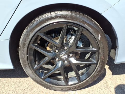 Used 2024 Honda Civic Sport image 8