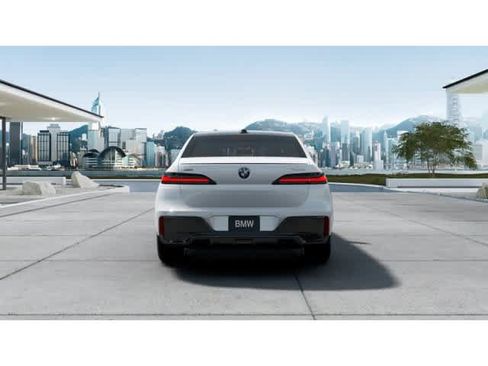 New 2026 BMW 750e xDrive w/ Executive Package AWD/4WD image 5