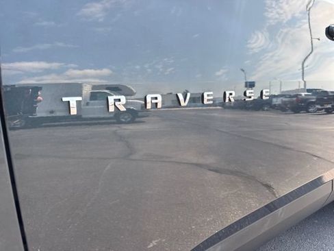 Used 2019 Chevrolet Traverse LT AWD/4WD image 32