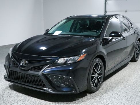 Used 2024 Toyota Camry SE FWD image 26