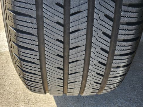 Used 2021 Chevrolet Traverse Premier w/ Redline Edition image 16