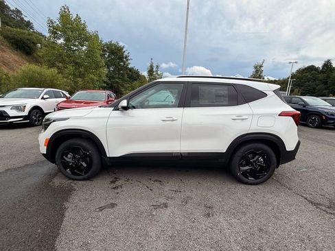 New 2026 Kia Seltos EX w/ EX Sunroof Package image 4