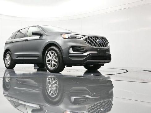 Used 2024 Ford Edge SEL AWD/4WD image 36