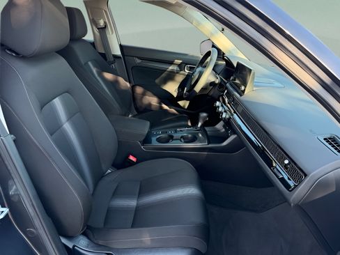 Certified 2023 Honda Civic LX image 29