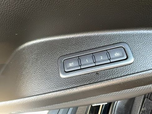 Used 2019 GMC Yukon XL Denali w/ Open Road Package AWD/4WD image 23