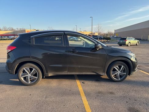 Used 2021 Honda HR-V EX image 28