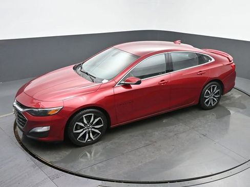 Used 2021 Chevrolet Malibu RS FWD image 39