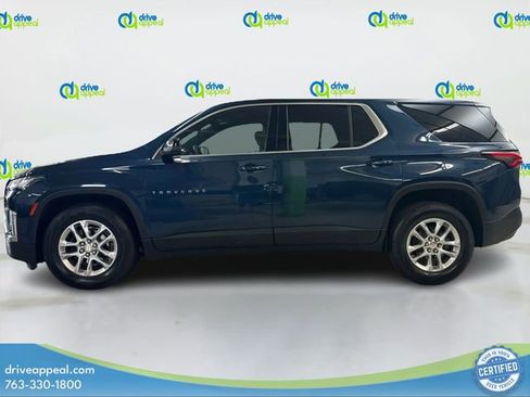 Used 2022 Chevrolet Traverse LS image 8