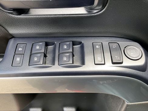 Used 2015 Chevrolet Silverado 1500 LT w/ LT Convenience Package RWD image 30