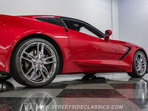 Used 2015 Chevrolet Corvette Stingray Coupe RWD image 28