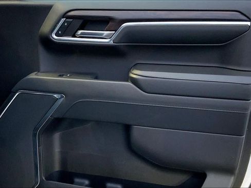 Used 2024 GMC Sierra 1500 SLT image 21