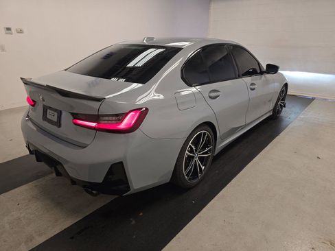 Used 2023 BMW 330i Sedan w/ M Sport Package image 3