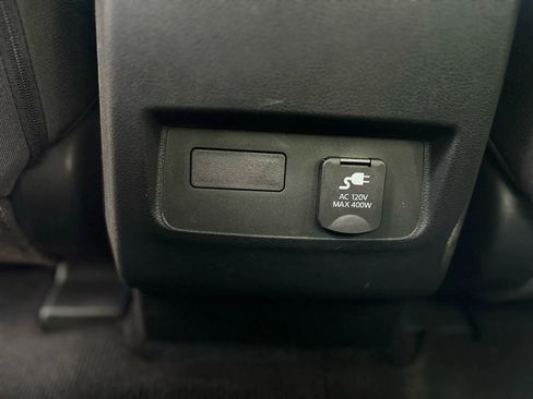 Used 2024 Nissan Frontier S w/ S Utility Package image 17