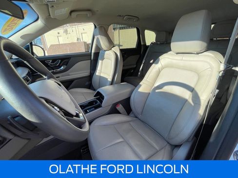 Used 2022 Lincoln Corsair AWD w/ Equipment Group 101A image 20