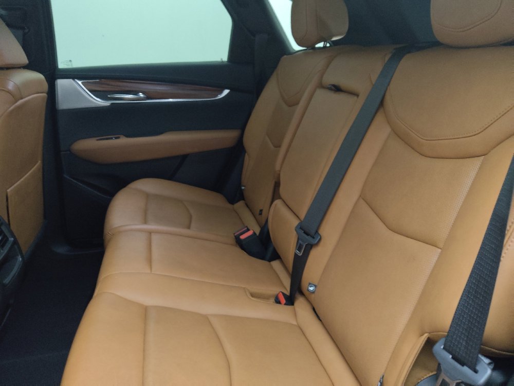 Used 2021 Cadillac XT5 Premium Luxury FWD image 18