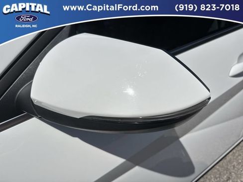 Used 2023 Hyundai Elantra Limited w/ Cargo Package FWD image 12