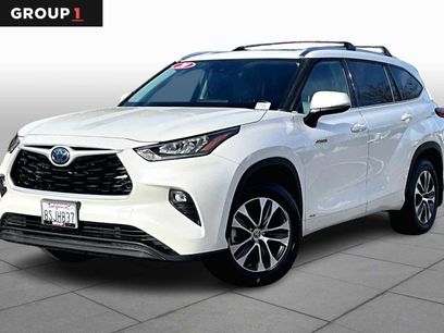 Used 2020 Toyota Highlander XLE