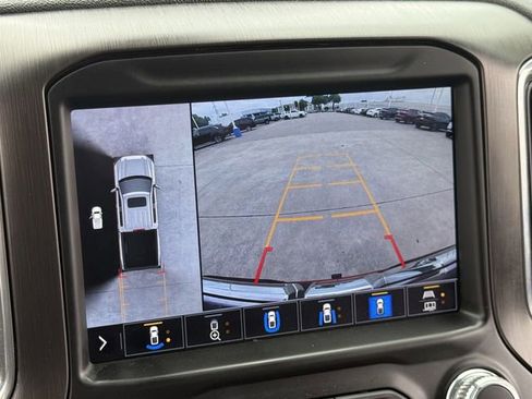 Used 2021 GMC Sierra 1500 AT4 w/ AT4 Value Package AWD/4WD image 21