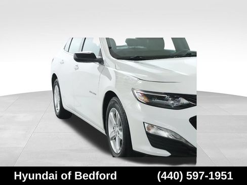 Used 2020 Chevrolet Malibu LS FWD image 9