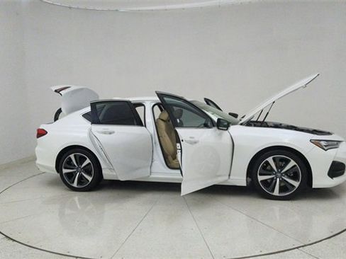 Used 2025 Acura TLX w/ Technology Package image 70
