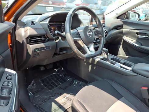 Used 2024 Nissan Sentra SR FWD image 11