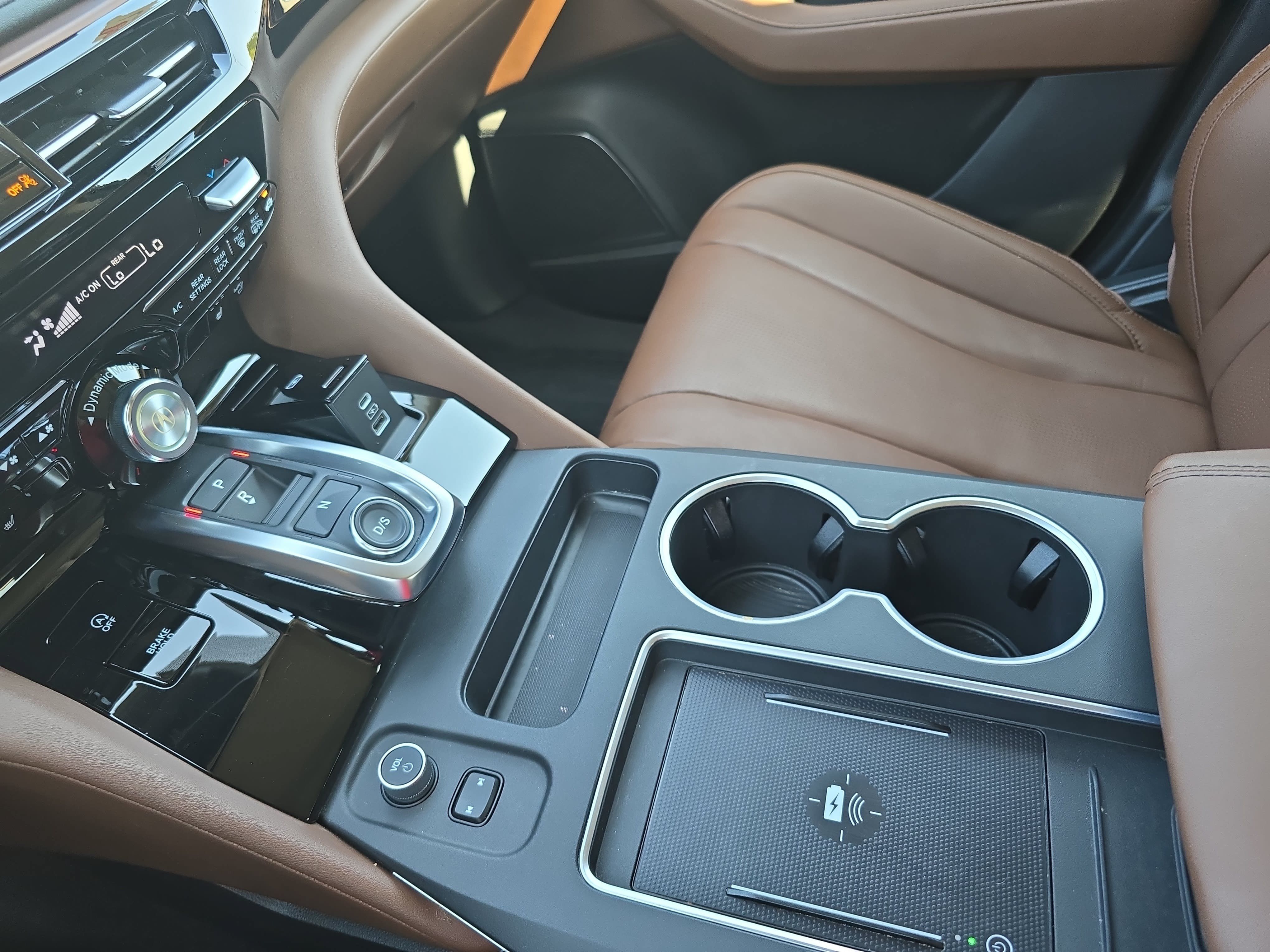 Certified 2025 Acura MDX w/ Technology Package FWD image 25