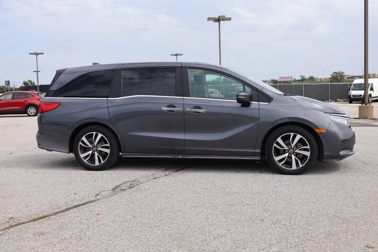 Used 2023 Honda Odyssey Touring image 7
