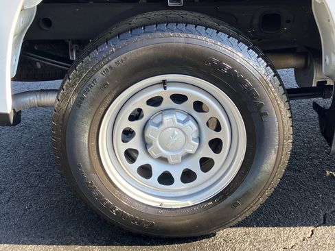 Used 2024 Chevrolet Silverado 1500 W/T w/ WT Value Package image 13