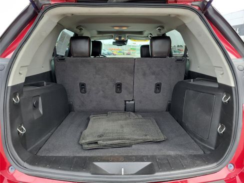 Used 2014 GMC Terrain SLT w/ Safety Package FWD image 8
