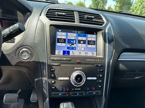 Used 2019 Ford Explorer Sport w/ Equipment Group 401A AWD/4WD image 11