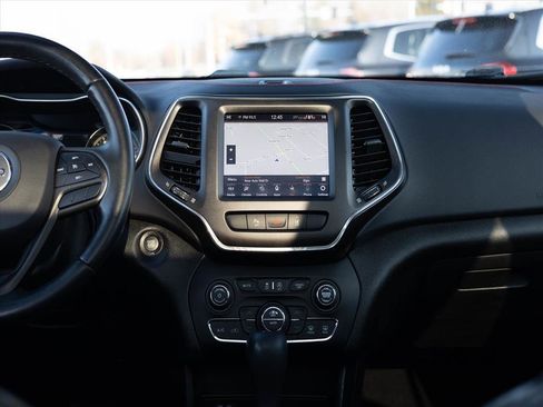 Used 2021 Jeep Cherokee Trailhawk w/ Sun, Sound & Nav Group image 10