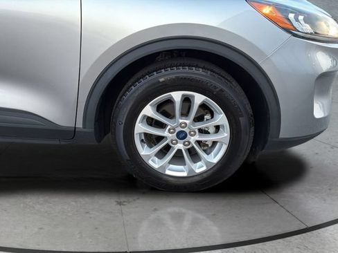 Used 2022 Ford Escape SE FWD image 31